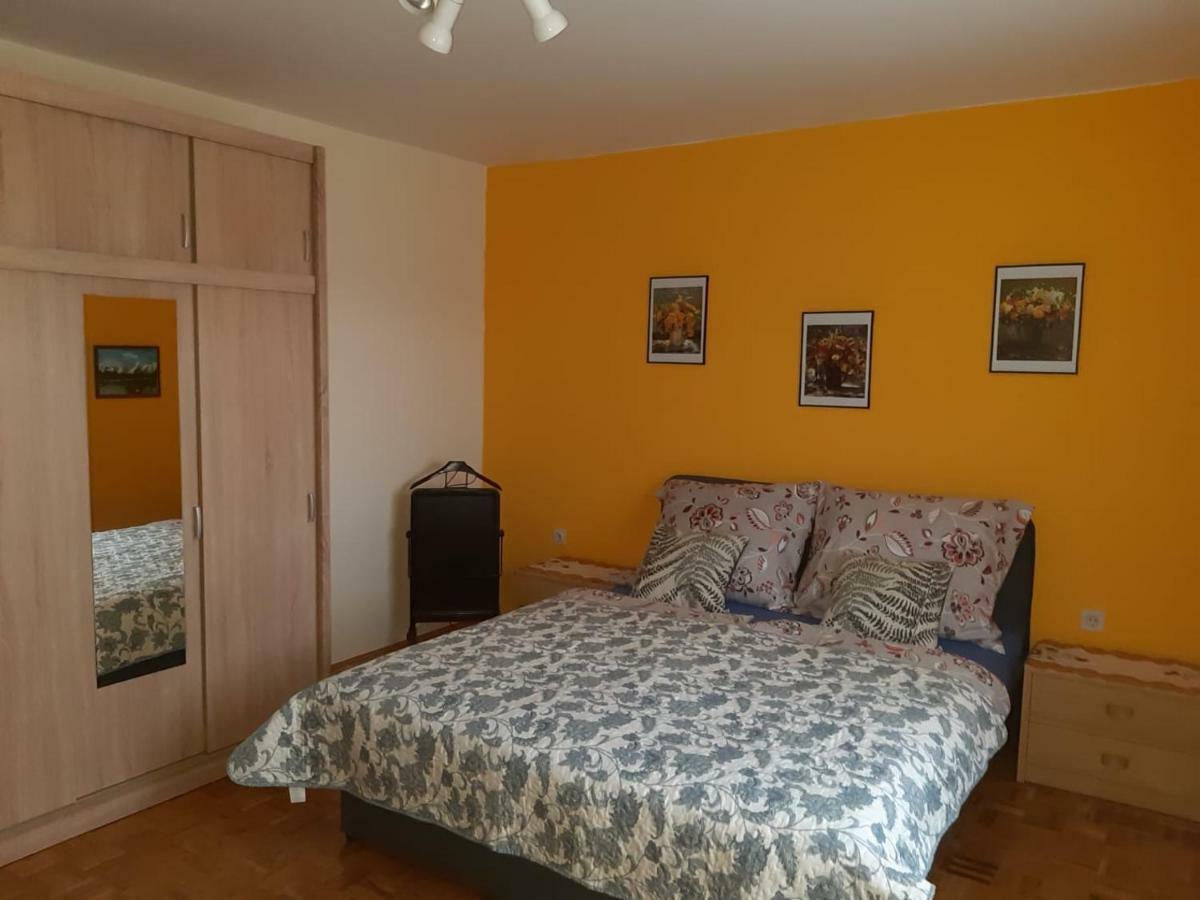 Appartement Apartma Reich à Ptuj Extérieur photo